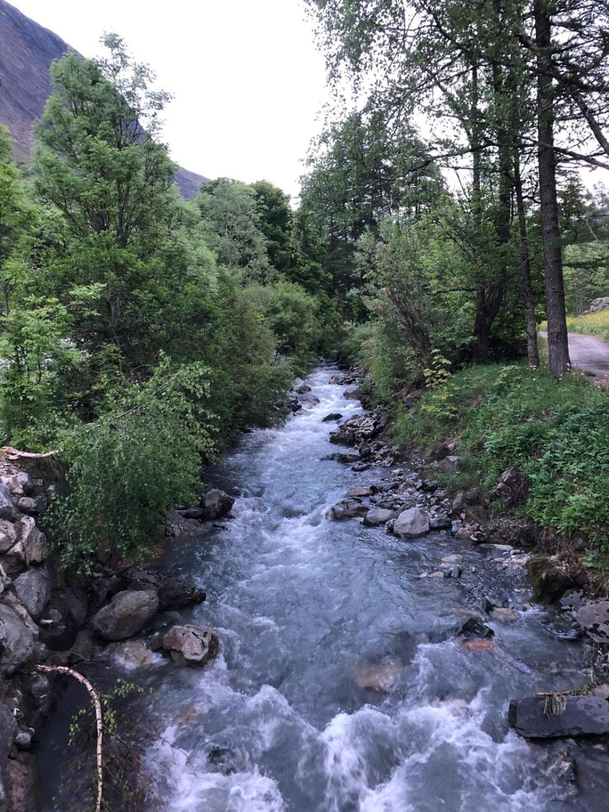 Mon Roc - Maison De Montagne Atypique Avec Vue La Grave Bagian luar foto